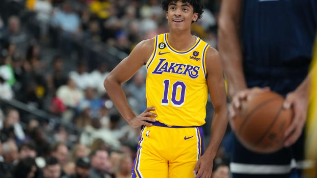 max christie 10-22